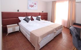 Hotel Perla Beach